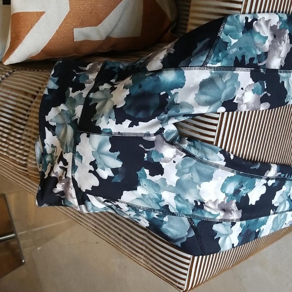 Marika ankle leggings